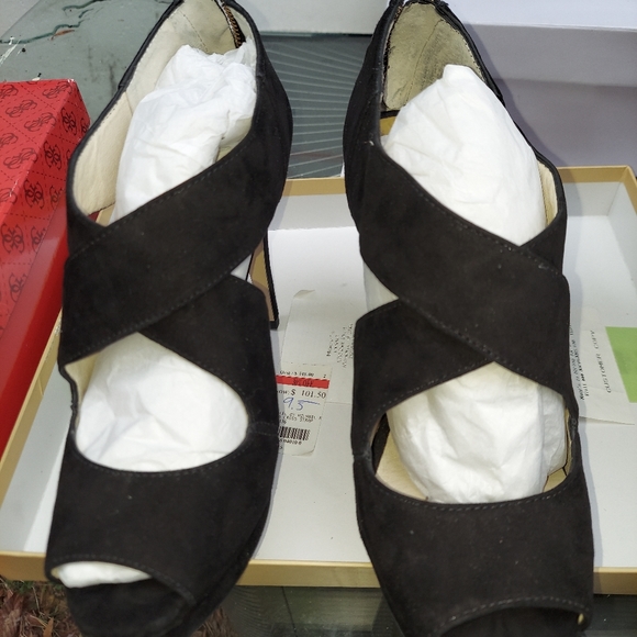 NIB MICHAEL Michael Kors Black sz 9.5 ELENA Cross Strap Platform Heels - Picture 11 of 11